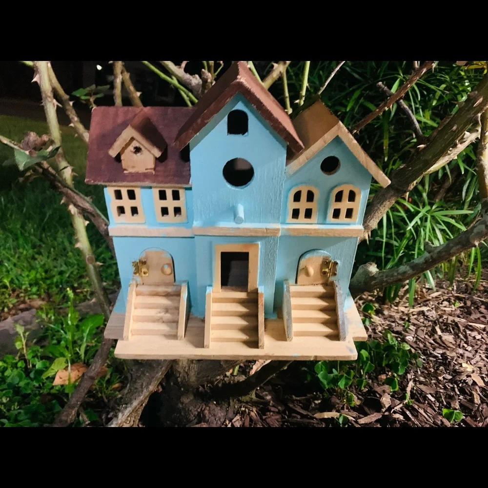 Hand made birth house